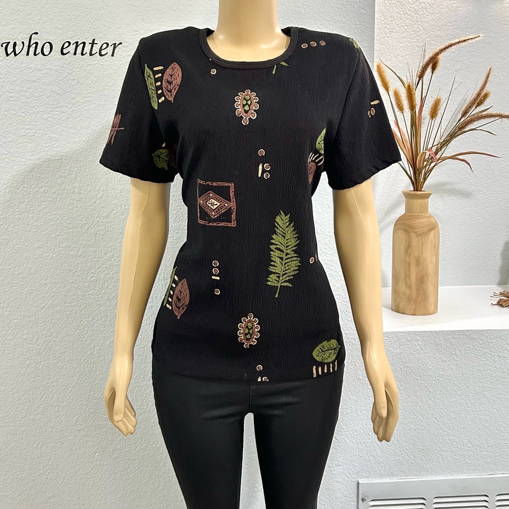 Winsome Black Blouse Size L Large Short Sleeve Boho Leaf Design